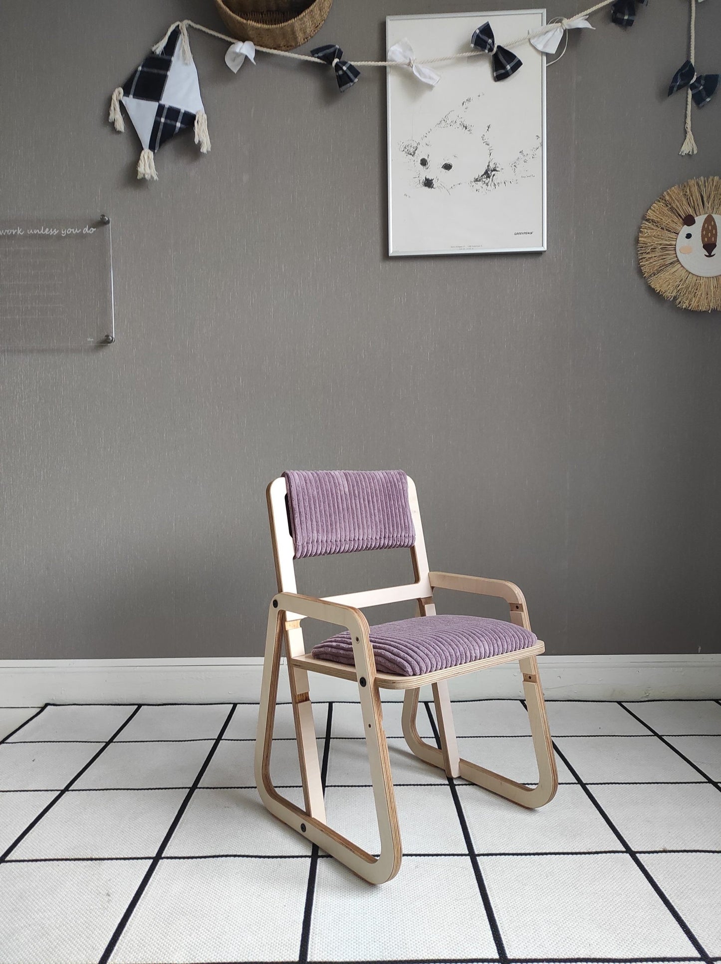 Adjustable Children Chair Julle - Cannon Pink