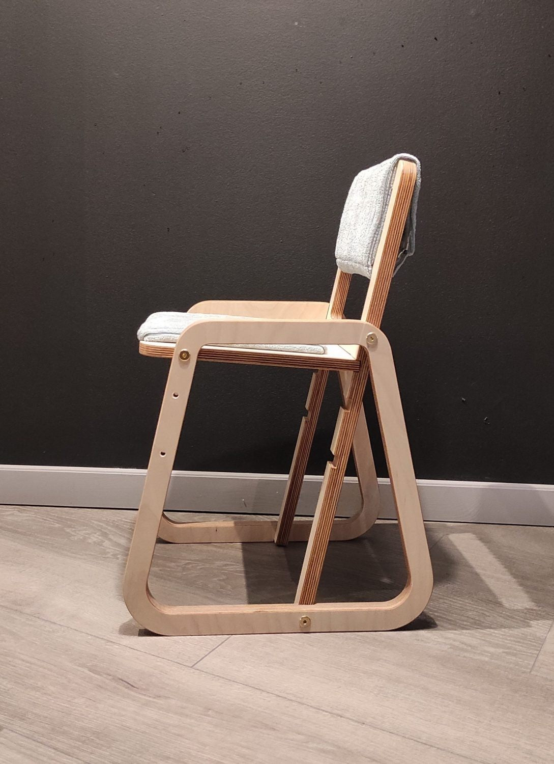 Adjustable Children Chair Julle - Mint Green