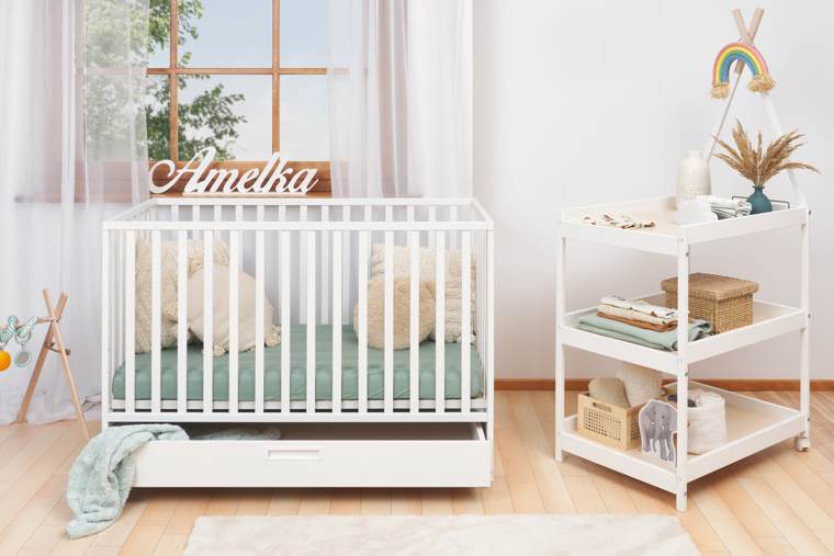 ATB LUX 120×60 lovytė su stalčiumi ir ratukais