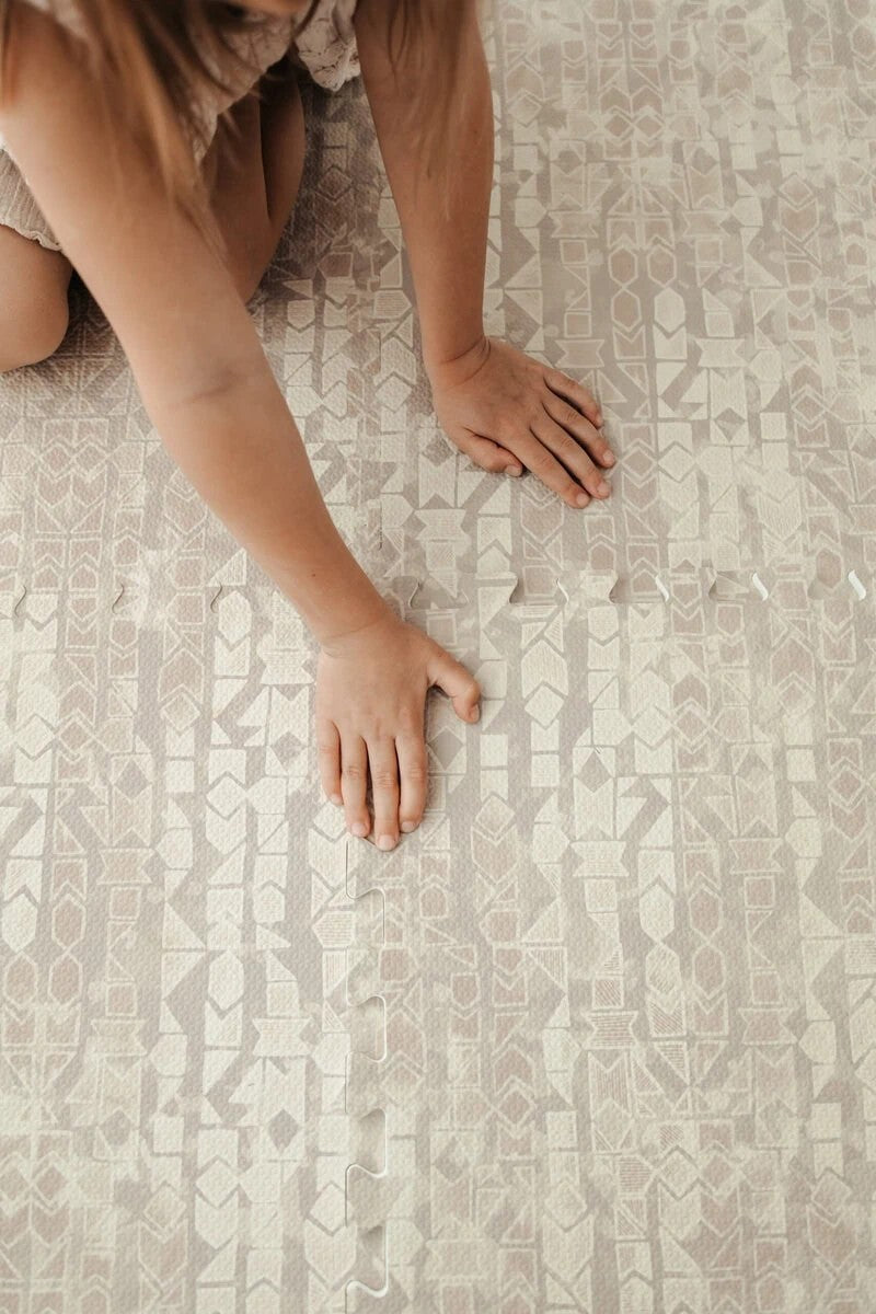 Anya Linen
